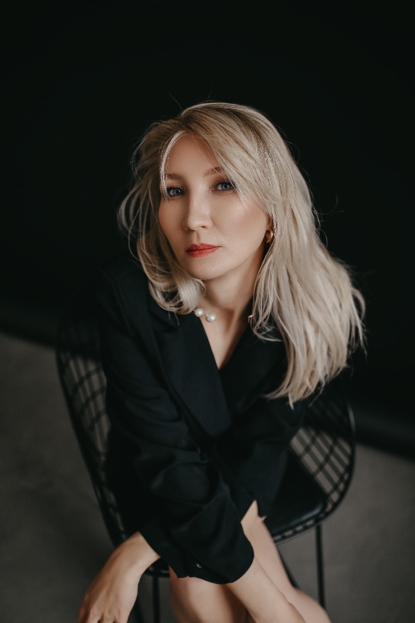 Екатерина Ажинова