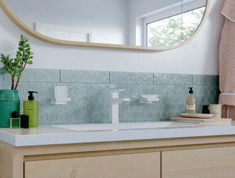 Полка для полотенец с держателем Hansgrohe хром 41751000