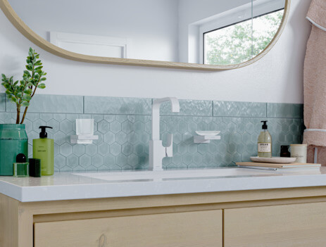 Полка для полотенец с держателем Hansgrohe хром 41751000