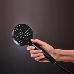 Душевая стойка Hansgrohe Vernis Shape 26286670 черный матовый