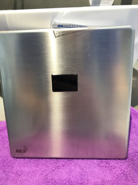 Автоматическое устройство смыва Alcaplast ASP4-KB