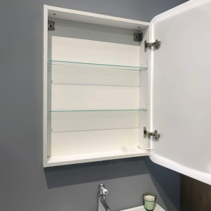 Зеркало-шкаф AVS Универсал 60x80 LED боковой сенсор, розетка