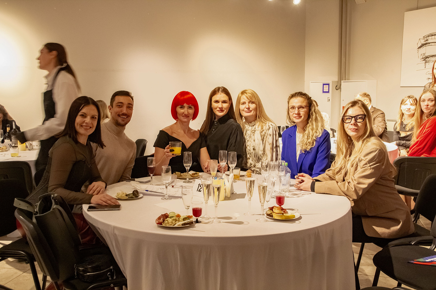 Новогодняя встреча дизайнеров в West: творчество, общение и AVS