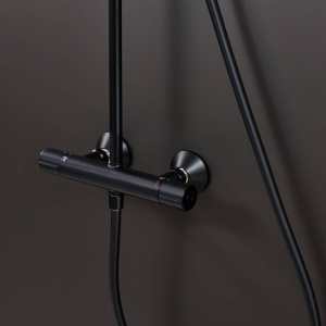 Душевая стойка Hansgrohe Vernis Blend 26276670 черный матовый