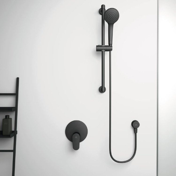Душевой гарнитур Ideal Standard Idealrain BD142XG черный матовый Душевой гарнитур Ideal Standard Idealrain BD142XG черный матовый